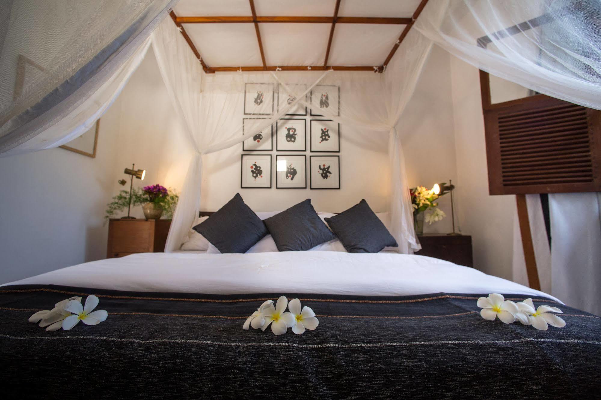 Mirissa Hills Resort Экстерьер фото