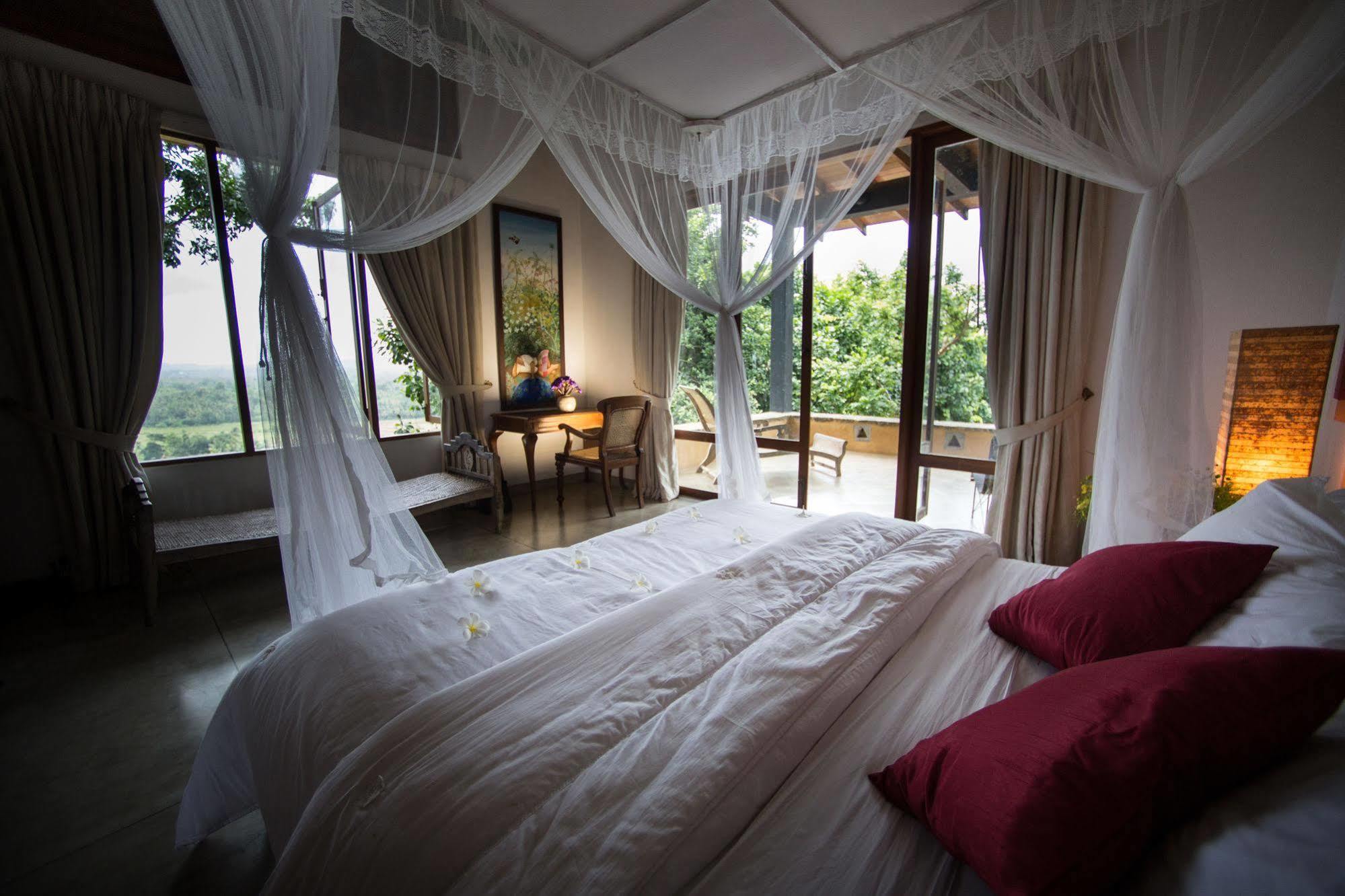 Mirissa Hills Resort Экстерьер фото
